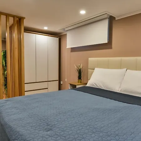 Apartment Level 1