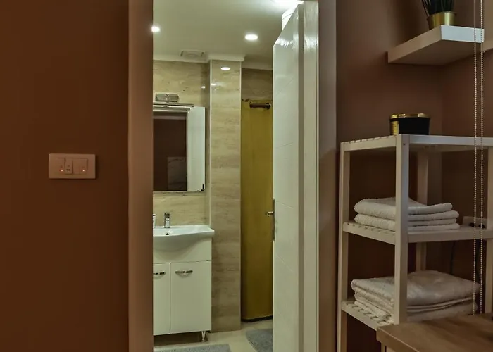 アパート Level 1